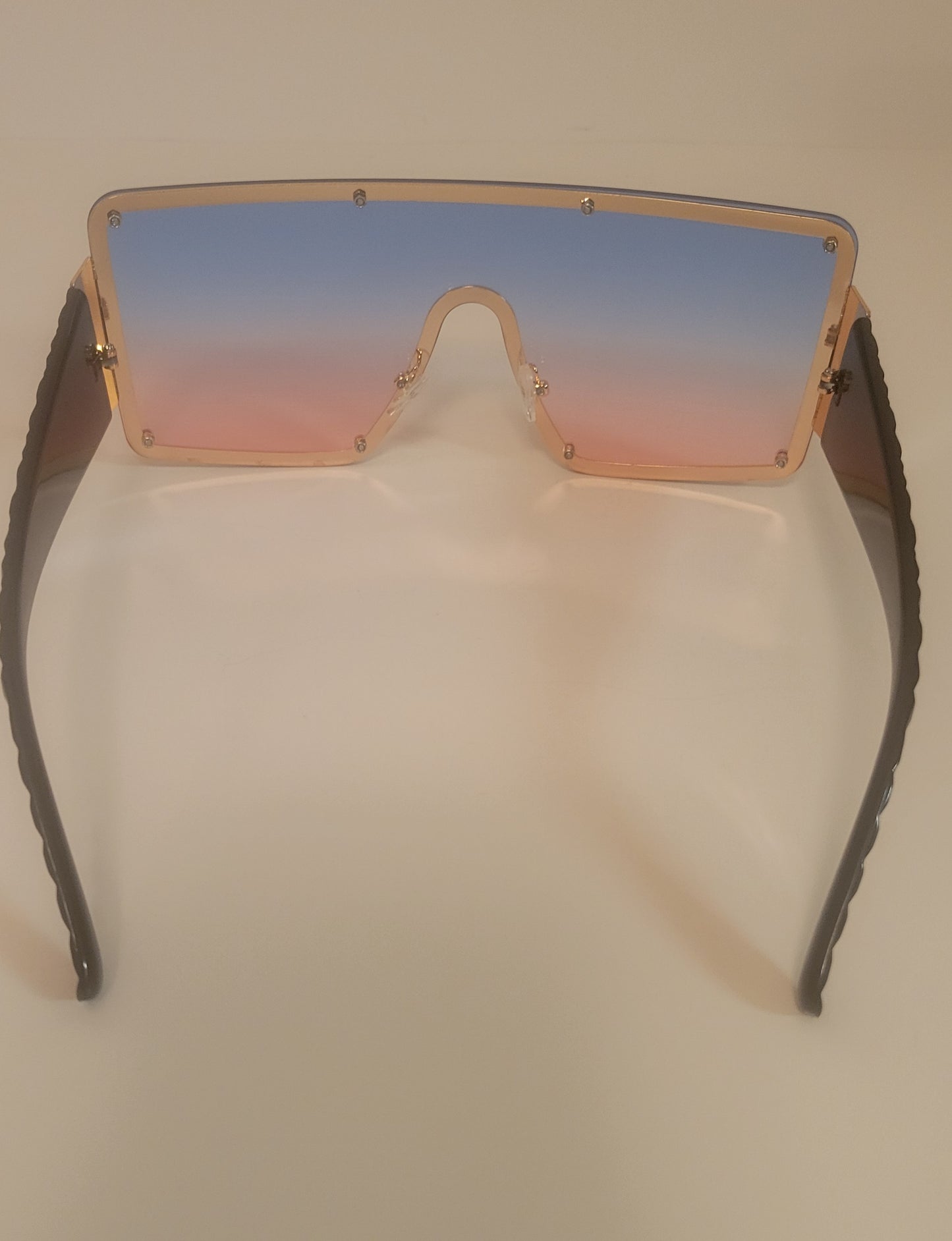Oversized Fashion Rimmed Sunglasses