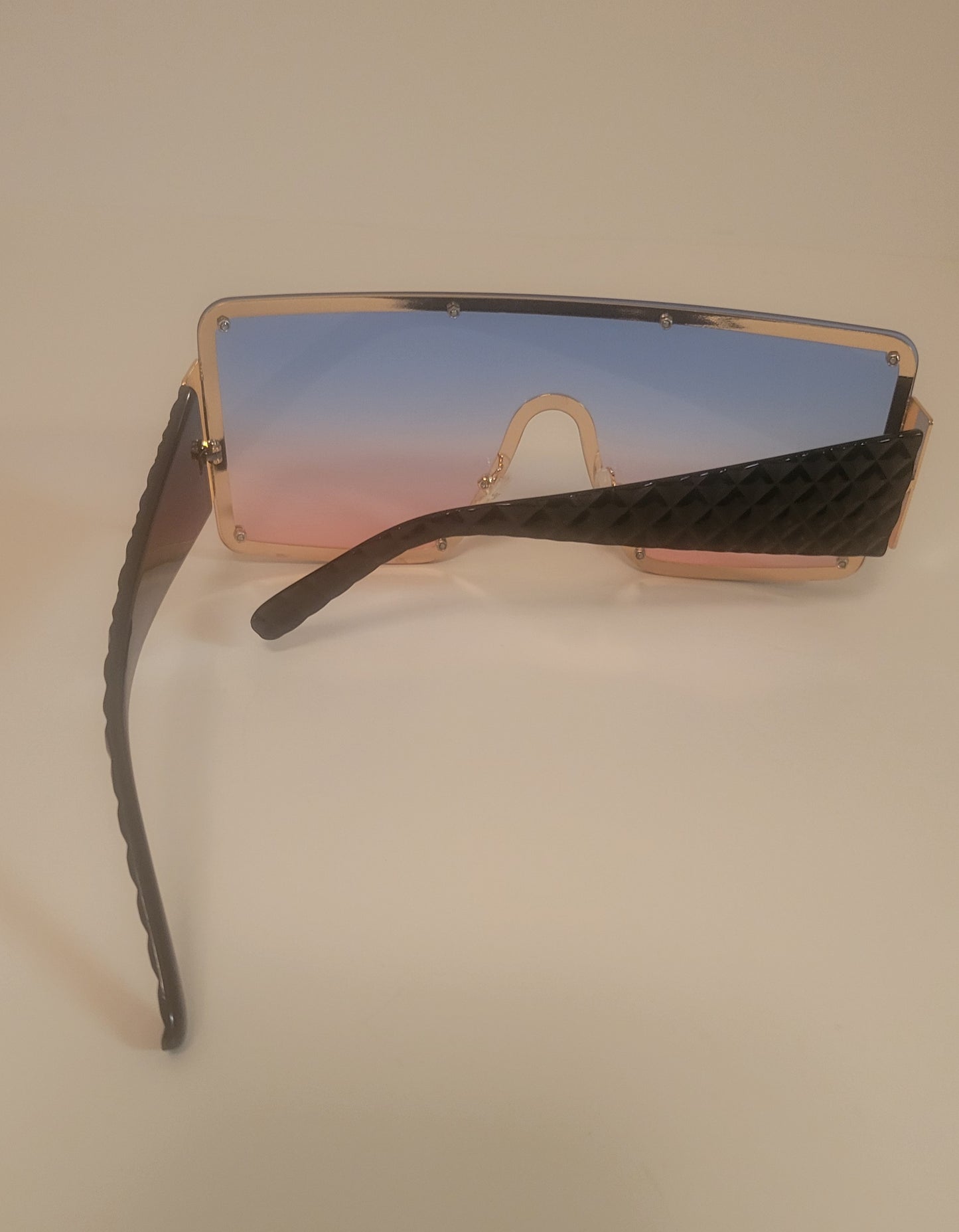 Oversized Fashion Rimmed Sunglasses